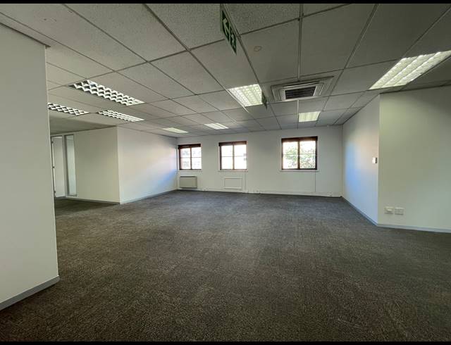 385M² OFFICE TO LET IN SANDTON CENTRAL